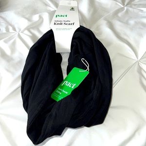 Women's black waffle infinity scarf 1S 100% organic cotton